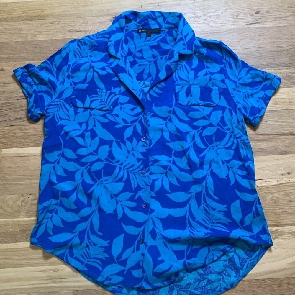 Gibson Blue Floral Short Sleeve Button Up Blouse Women’s S